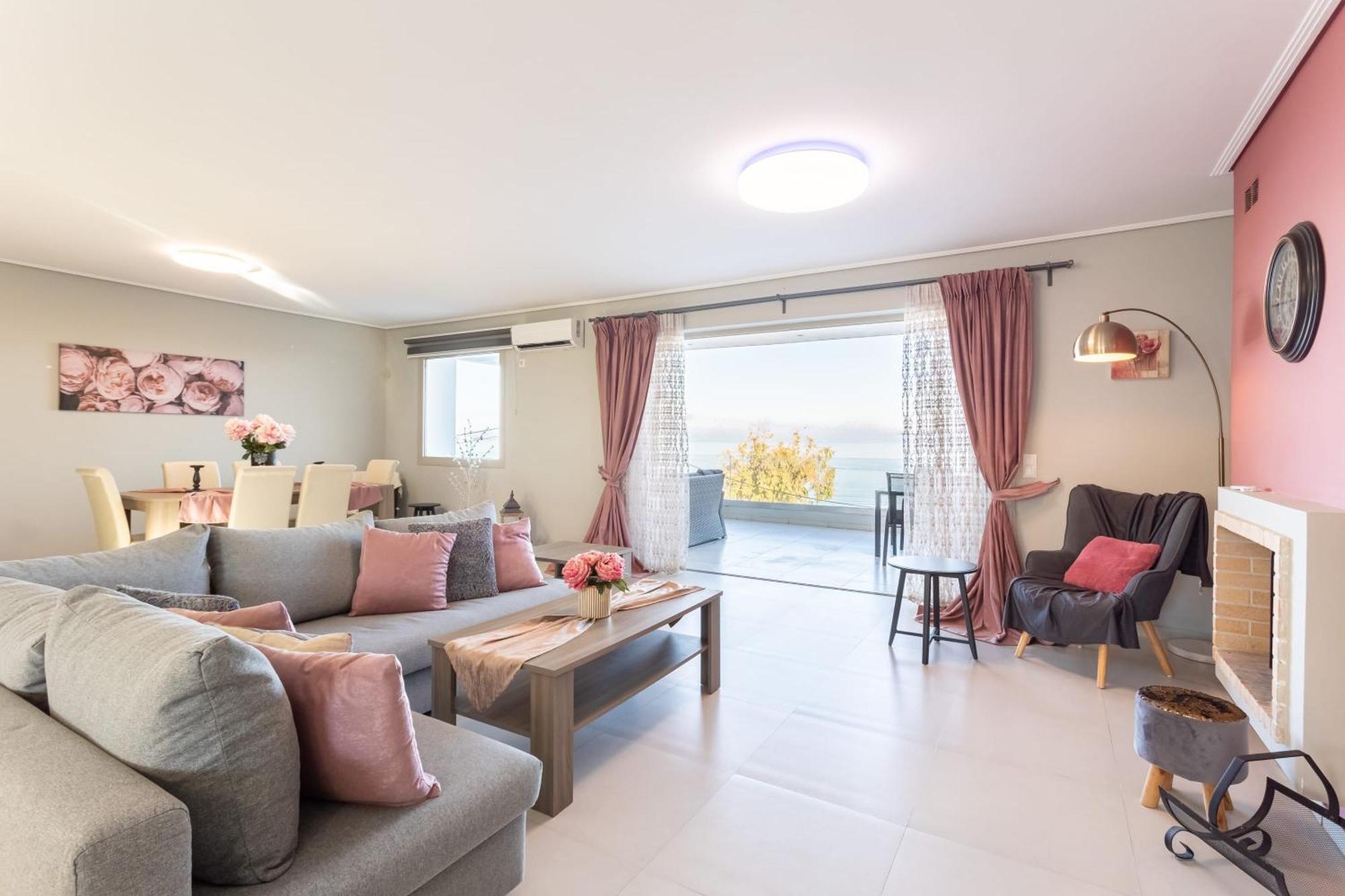 Beachfront Artemida Retreat - Peony Seabreeze Gem Exterior photo