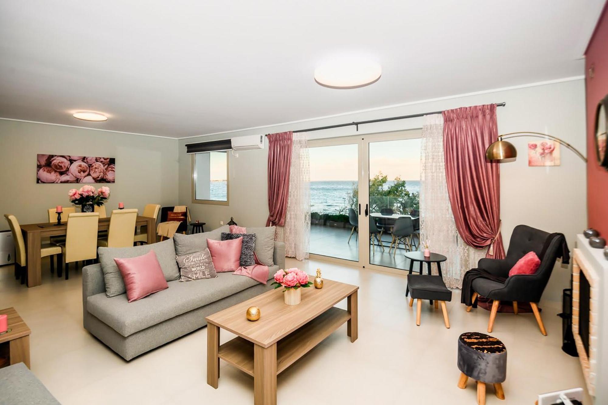 Beachfront Artemida Retreat - Peony Seabreeze Gem Exterior photo