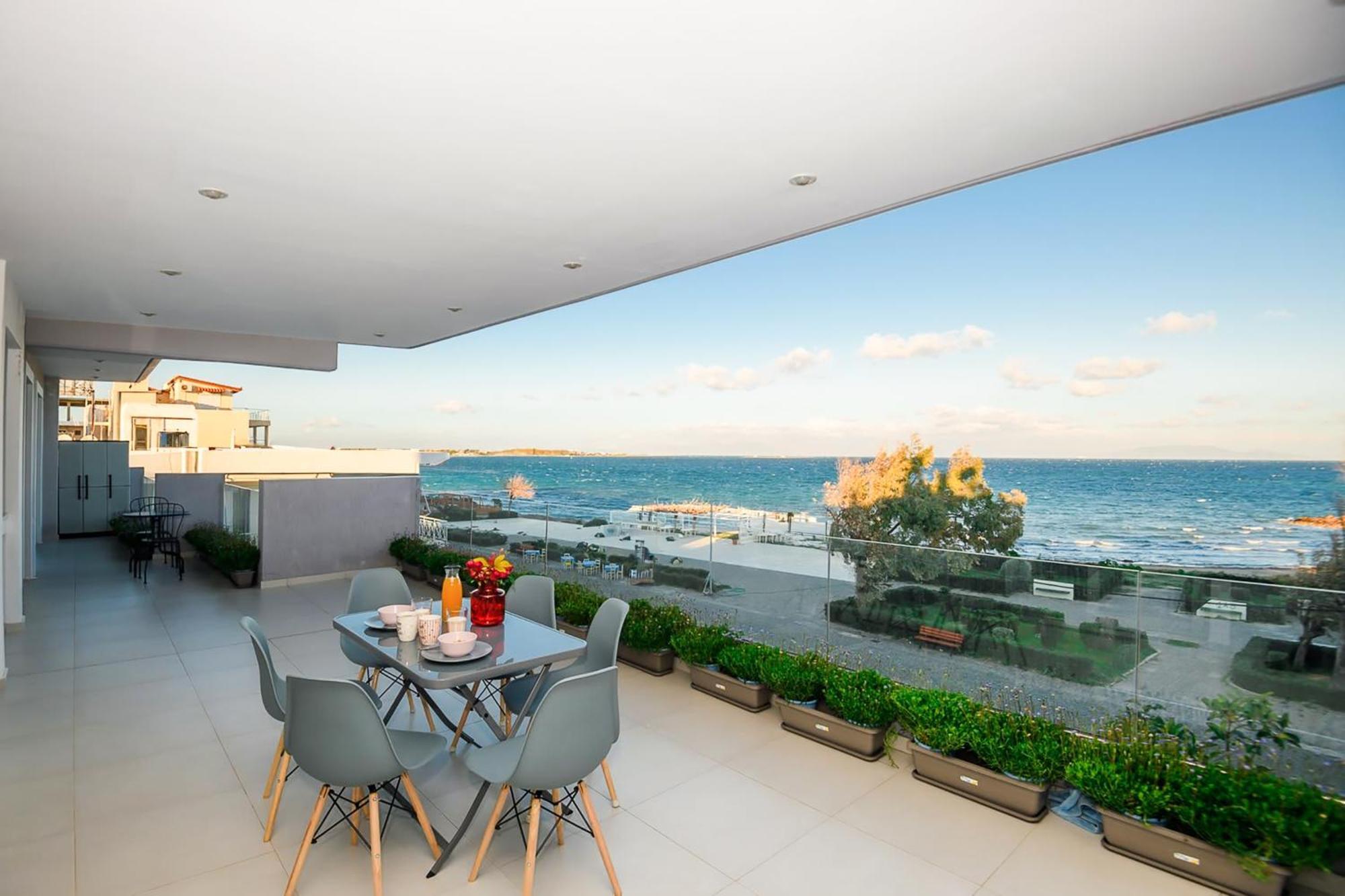 Beachfront Artemida Retreat - Peony Seabreeze Gem Exterior photo